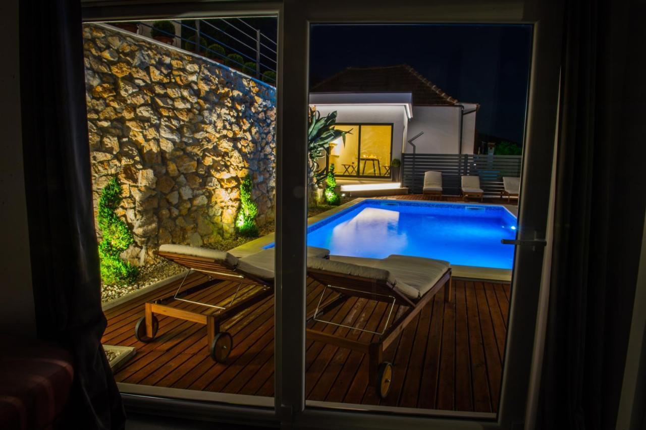 Villa Magic Look Donji Prolozac Exterior photo